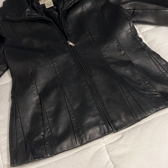 Jones New York Leather Jacket - Picture 4 of 7